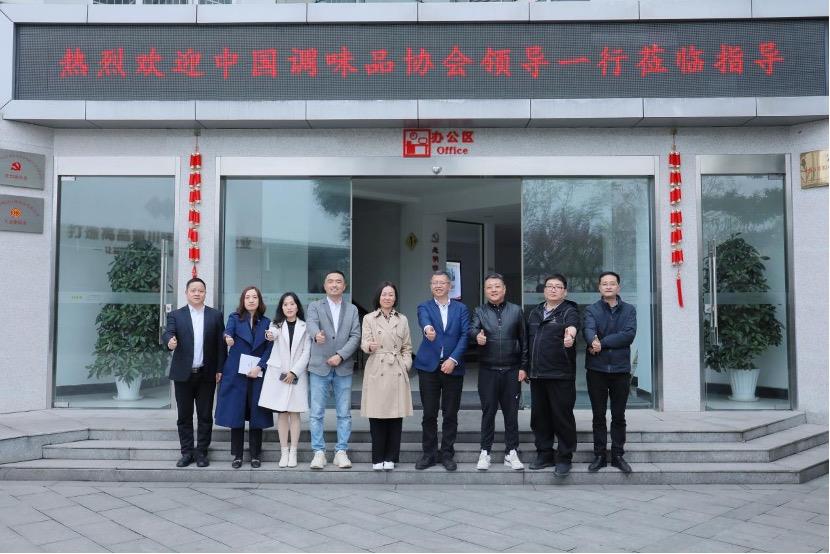 1679636594560648.jpg 1211679635608_.pic.jpg